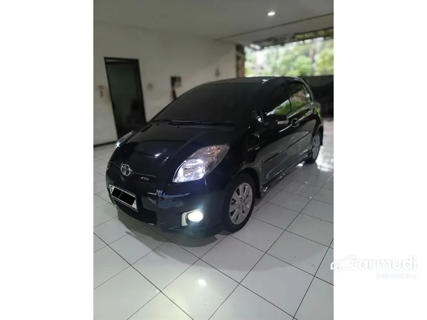 2012 Toyota Yaris S Hatchback