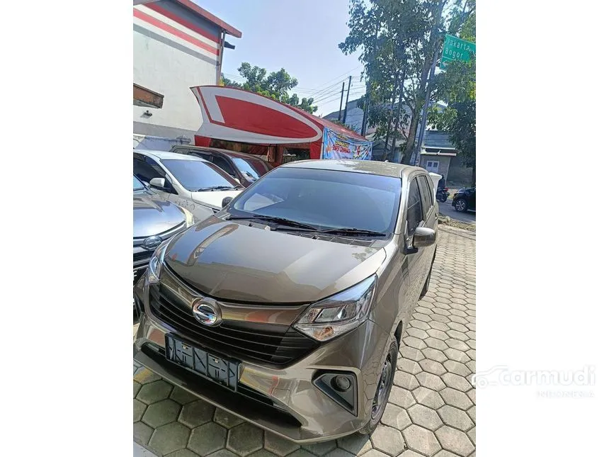 Jual Mobil Daihatsu Sigra 2024 M 1.0 di Banten Manual MPV Silver Rp 164.950.000