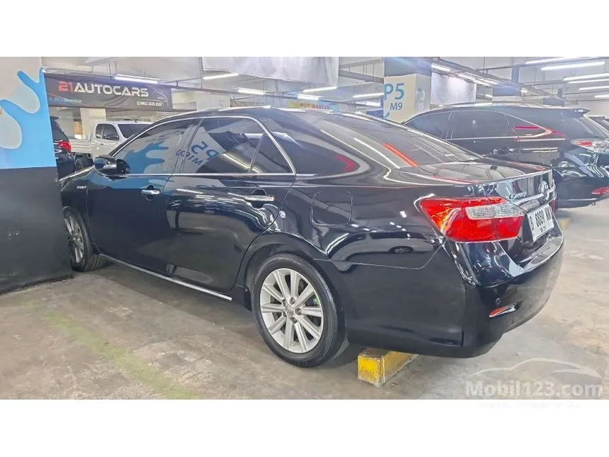 2012 Toyota Camry Hybrid Sedan