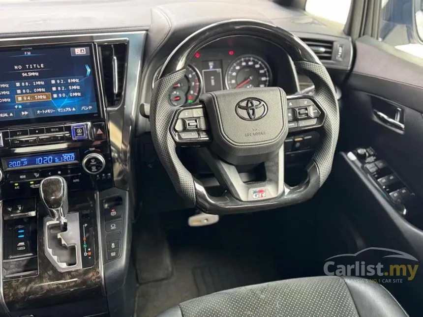 2016 Toyota Vellfire Z Golden Eyes MPV