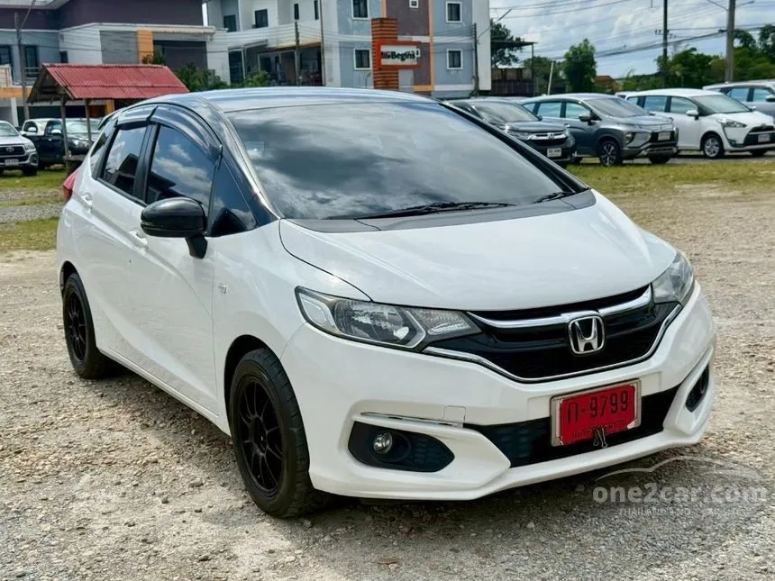 2019 Honda JAZZ S Hatchback