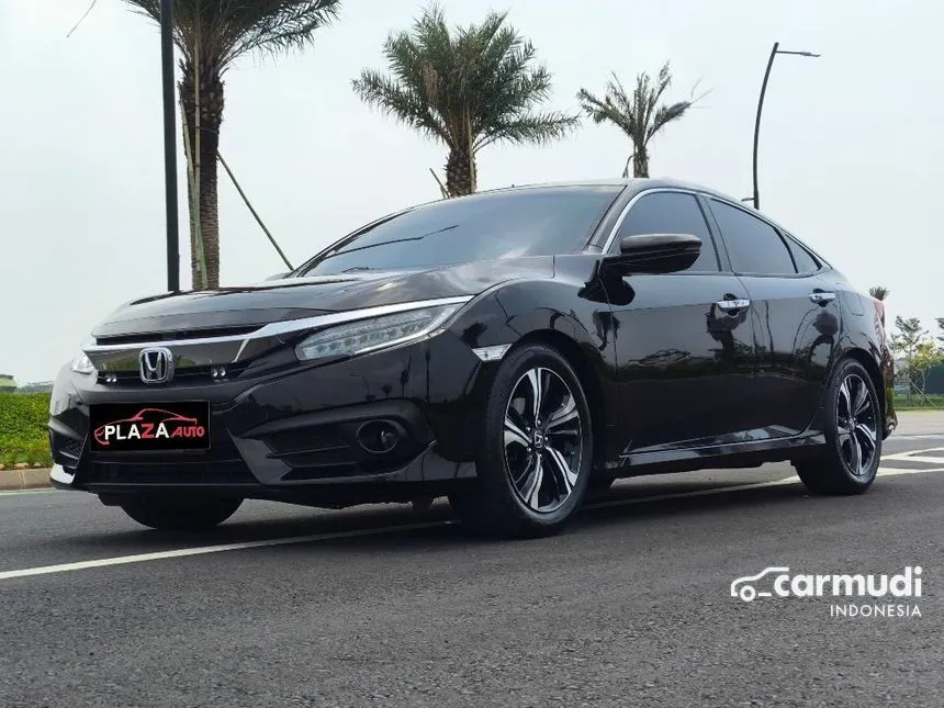 2018 Honda Civic ES Sedan