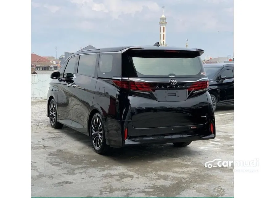 2024 Toyota Alphard HEV Modellista MPV