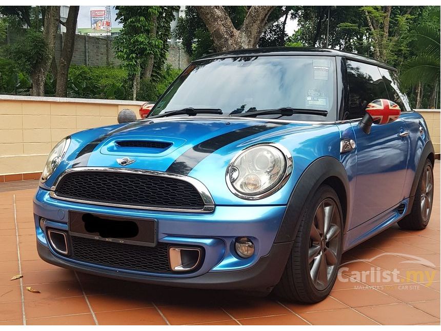 2010 MINI Cooper S Hatchback