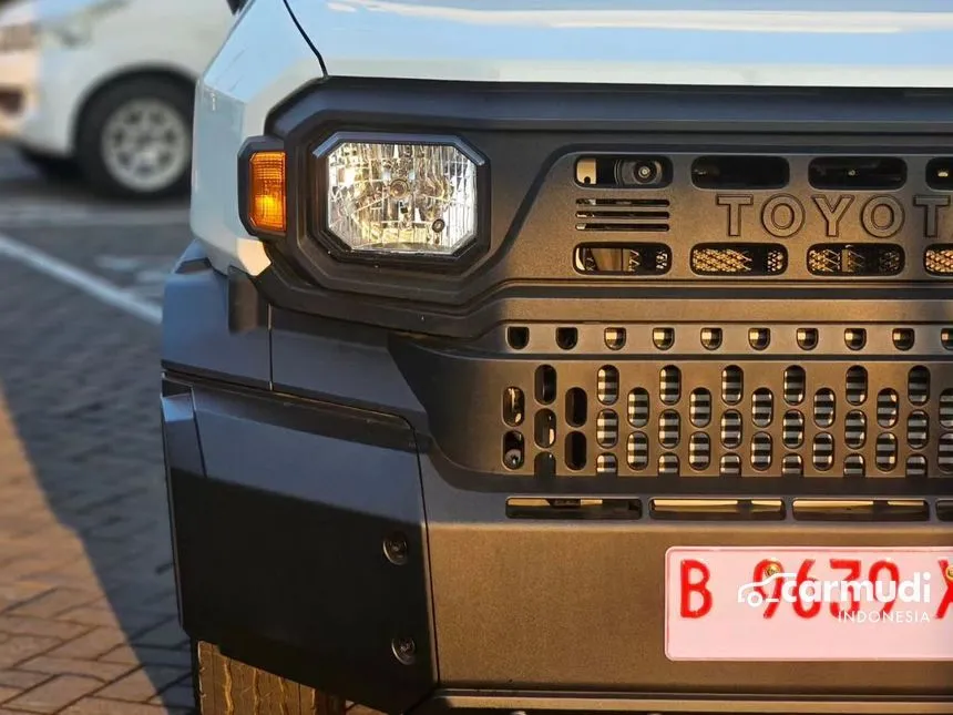 2025 Toyota Hilux Rangga Standard Dry Box Side Doors Pickup