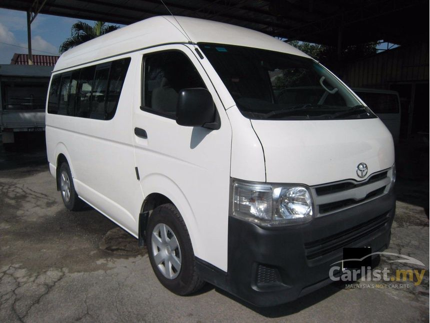 Toyota hiace 2012