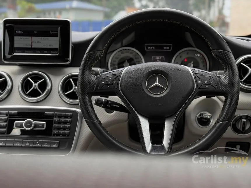 2013 Mercedes-Benz A200 Hatchback
