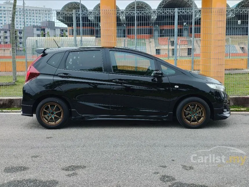 2021 Honda Jazz E Hatchback