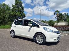 2013 Honda JAZZ 1.3 (HYBRID) FACELIFT (A)