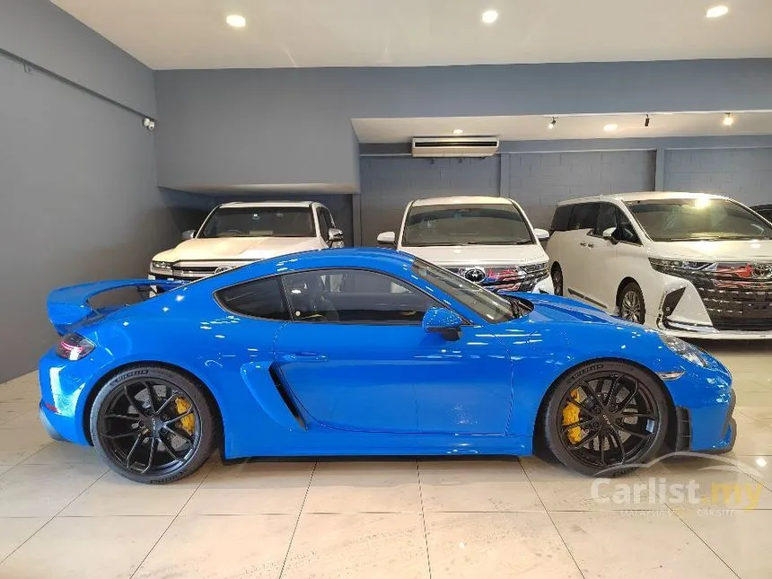 2022 Porsche 718 Cayman GT4 Coupe