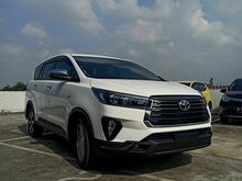 2020 Toyota Innova Venturer 2,4 Base Spec Wagon