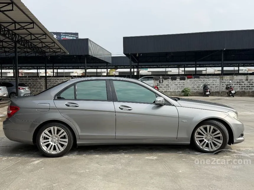 2013 Mercedes-Benz C220 Executive CDI BlueEFFICIENCY Sedan
