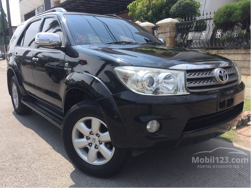 Jual Mobil Toyota Fortuner 2010  G Luxury 2 7 di DKI 