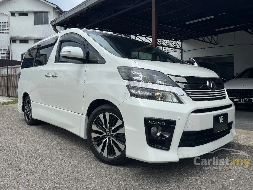 2014 Toyota Vellfire Golden Eye MPV