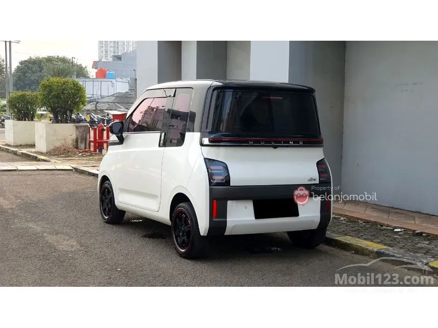 2023 Wuling Air EV Long Range Hatchback