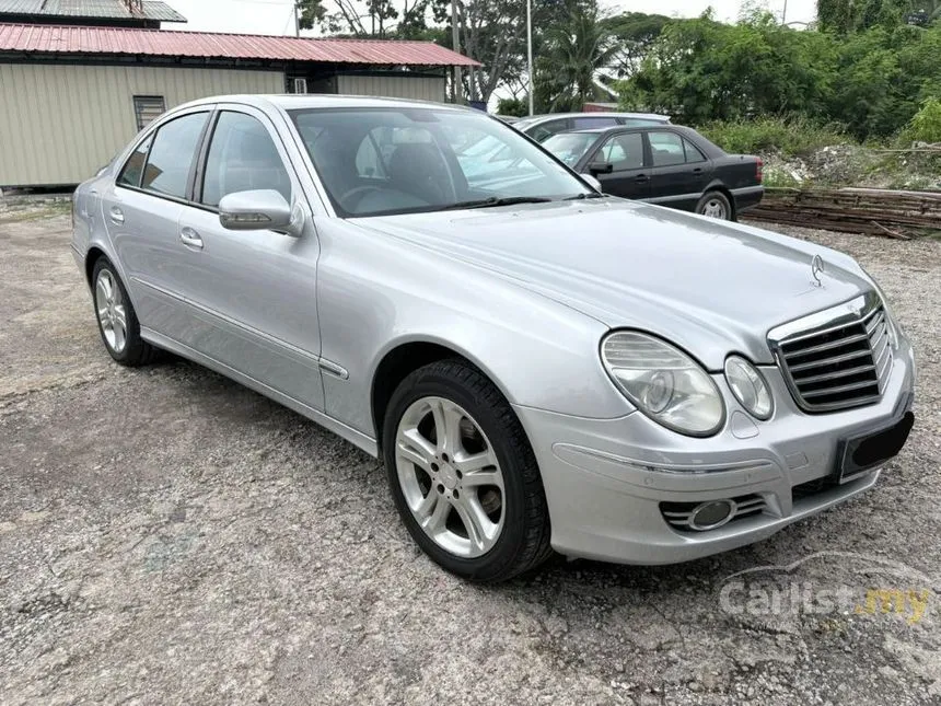 2009 Mercedes-Benz E200 Sedan
