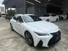 LEXUS IS300 2.0 F SPORT SEDAN * 2021 * RED LEATHER INTERIOR * SUNROOF * BLIND SPOT MONITORING * 360 CAMERA * MEMORY SEATS *