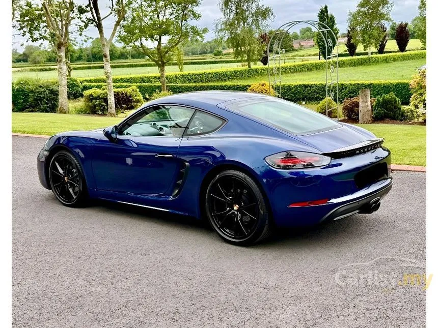 2022 Porsche 718 Cayman Coupe