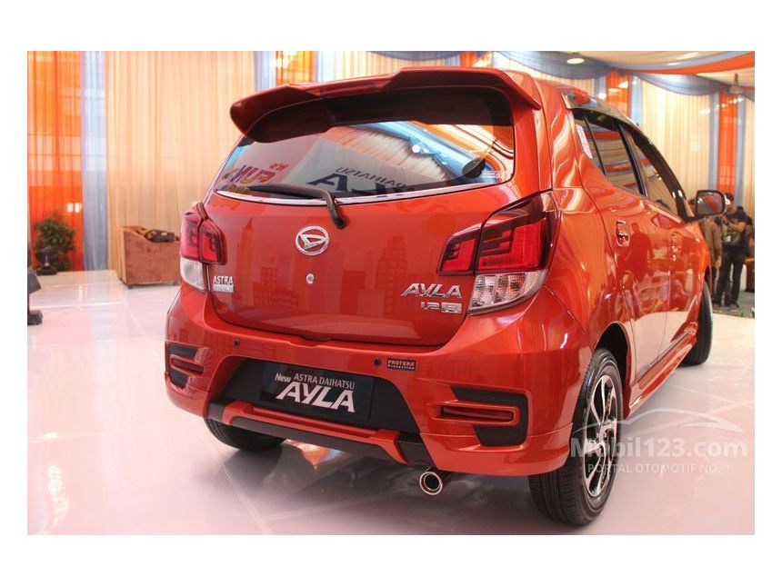 Jual Mobil  Daihatsu  Ayla  2021 R Deluxe 1 2 di Jawa Barat 