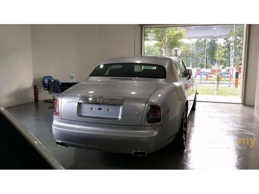 2011 Rolls-Royce Phantom EWB Sedan