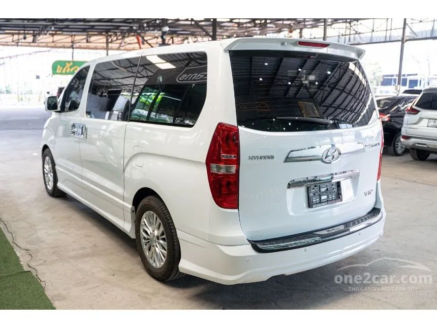 2015 Hyundai GRAND STAREX VIP Wagon