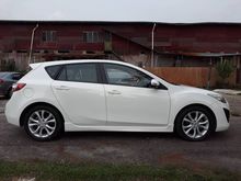 (TRUE YR MADE 2011) Mazda 3 2.0 Hatchback 1 LADY OWNER LOW MILEAGE LIKE NEW
