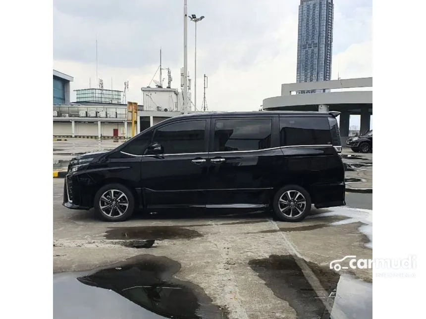 2019 Toyota Voxy Wagon