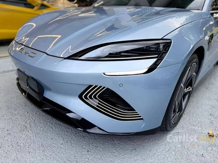 2024 BYD Seal Performance Sedan