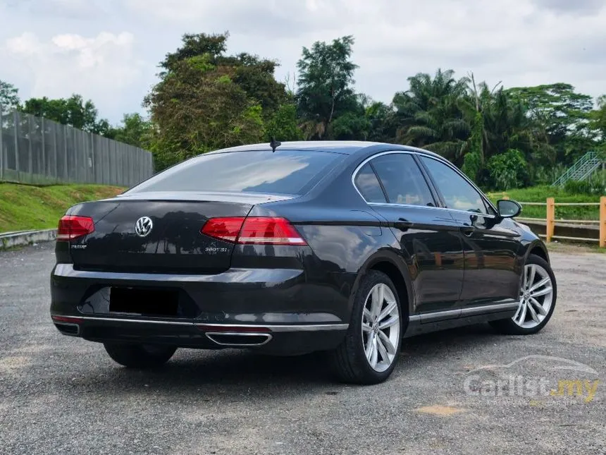 2018 Volkswagen Passat TSI Highline Sedan