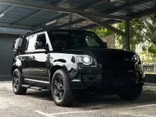 2022 Land Rover Defender 2.0 110 P300 S SUV Air Suspension/ Sunroof/ box and ladder