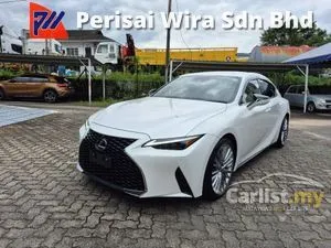2023 Lexus IS 300 2.0 Version L Sedan
