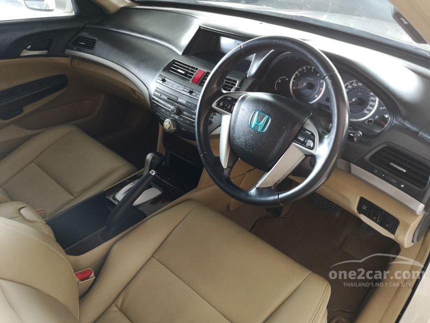 Honda Accord 2009 EL iVTEC 2.4 in ภาคตะวันตก Automatic Sedan สีขาว for Honda Accord 2009 EL iVTEC 2.4 in ภาคตะวันตก Automatic Sedan สีขาว for