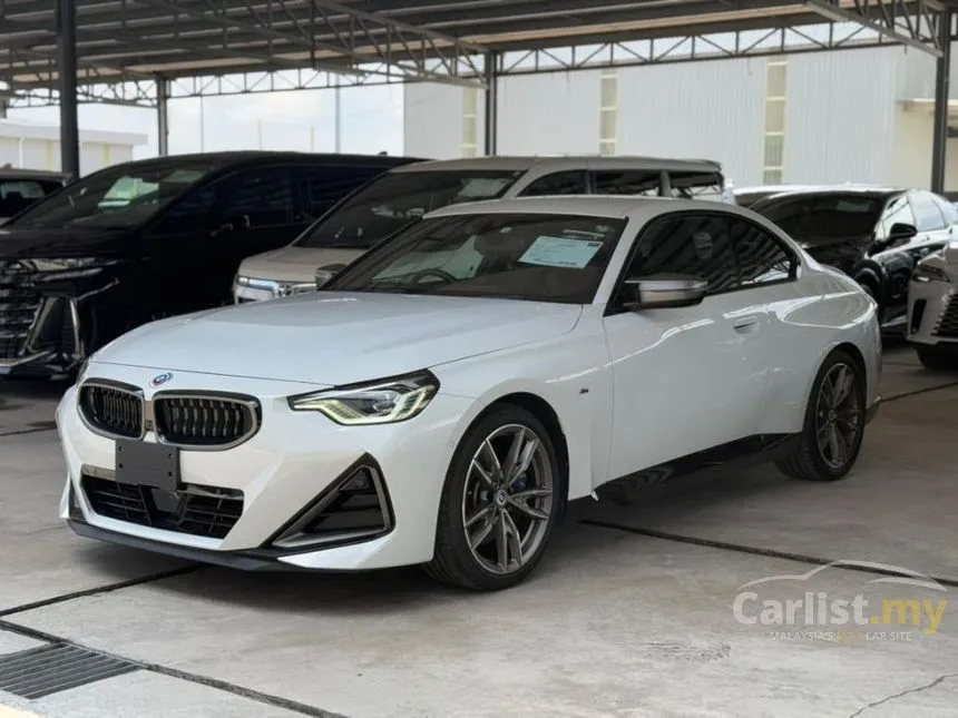 2022 BMW M240i xDrive Coupe