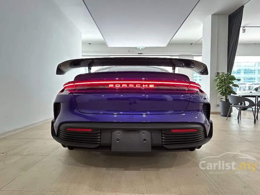 2025 Porsche Taycan Turbo GT Weissach Package Sedan