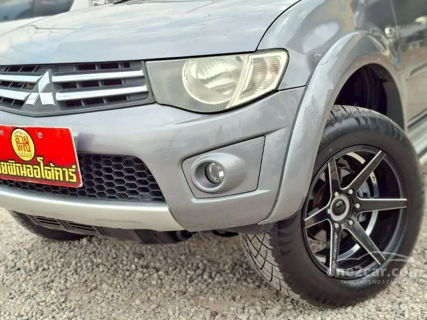 2013 Mitsubishi TRITON GLX Plus Mega Cab Pickup