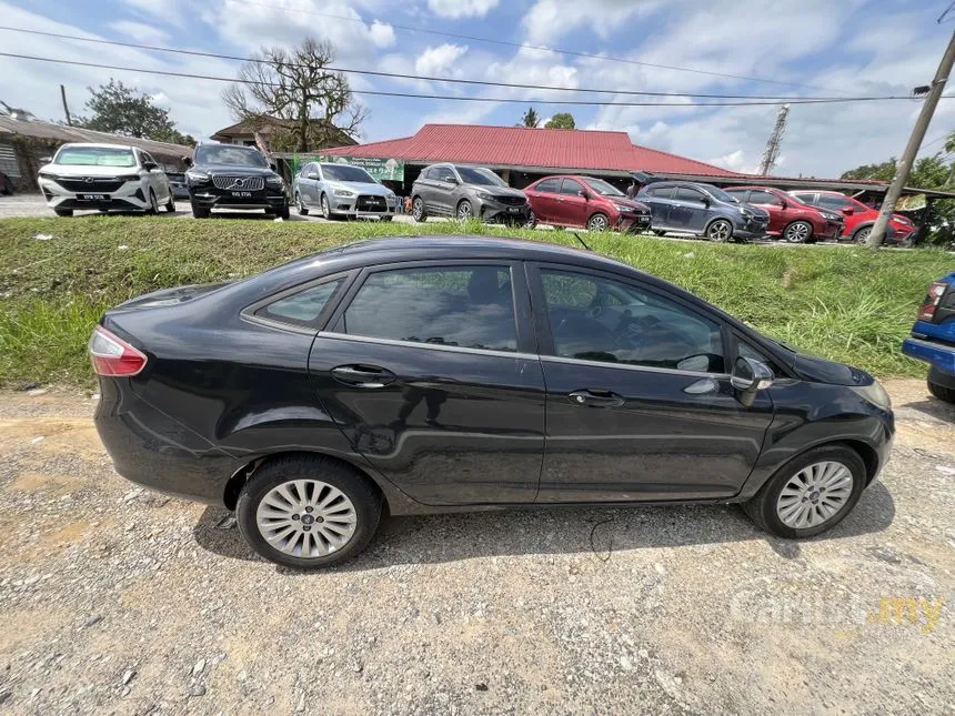 2013 Ford Fiesta LX Sedan