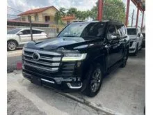 2023 Toyota Land Cruiser 3.4 J300 ZX Modellista 7 Seater SUV GRADE 6A FULL SPEC COOL BOX**LOW MILEAGE PETROL LC300**REAR MONITOR**JBL**PRICE NEGO