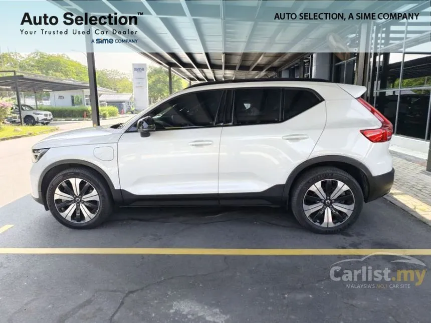 2023 Volvo XC40 Recharge T5 R-Design SUV