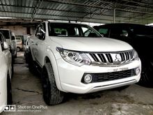 2015 Mitsubishi Triton 2.5 VGT Adventure Pickup Truck Car King