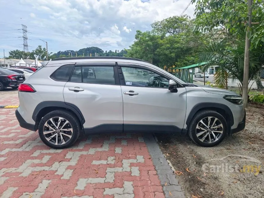 2022 Toyota Corolla Cross V SUV