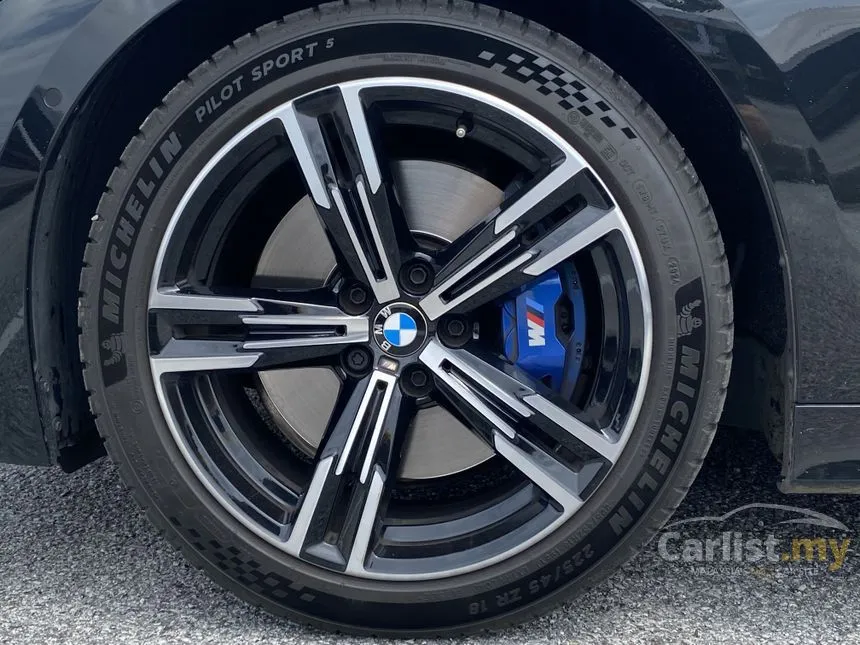 2023 BMW 330i M Sport Sedan