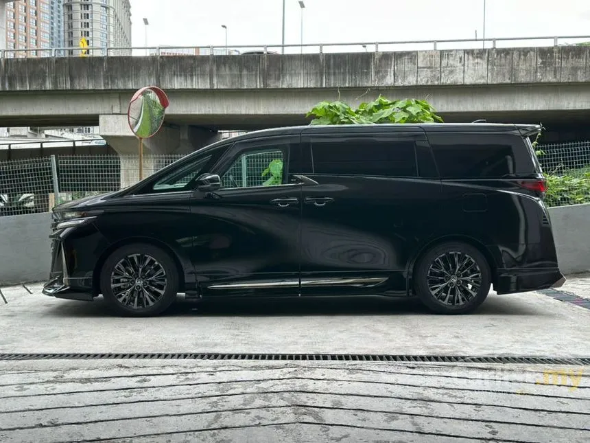 2023 Toyota Vellfire Z Premier MPV