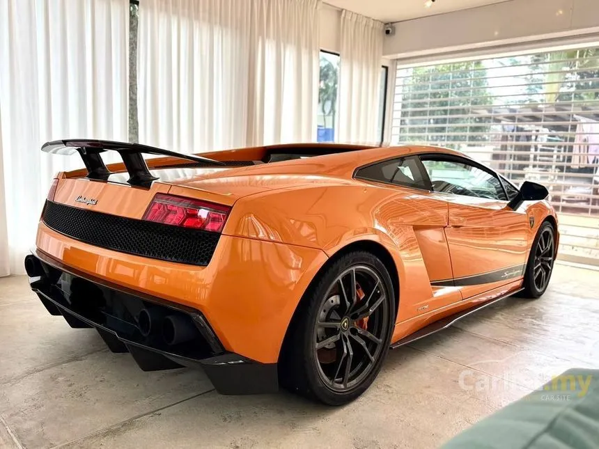 2010 Lamborghini Gallardo LP570-4 Superleggera Coupe
