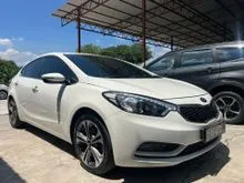 2015 Kia Cerato 2.0 YD l Sunroof l Leather Seats l Reverse Camera l Keyless Entry l Well Maintained