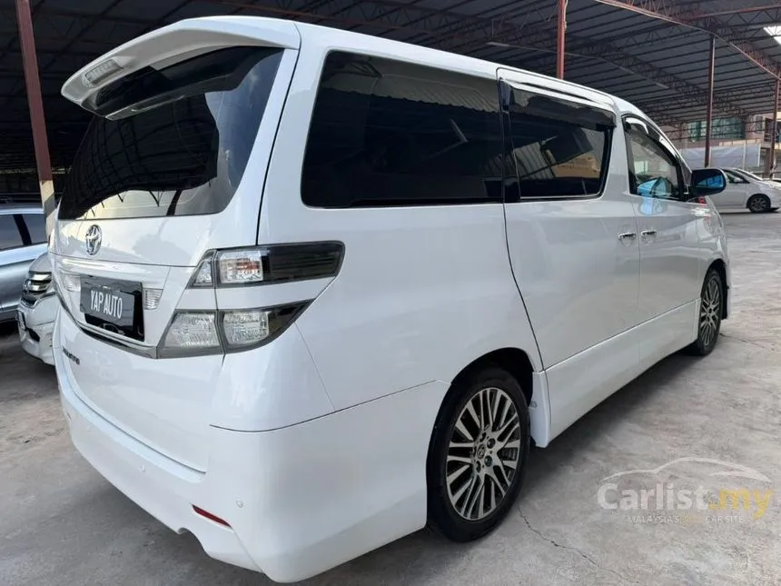 2011 Toyota Vellfire Z MPV
