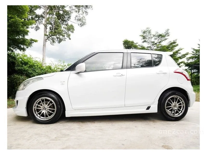 2014 Suzuki SWIFT GL Hatchback