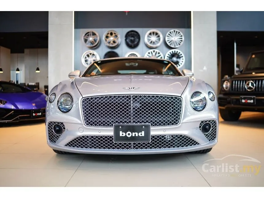 2023 Bentley Flying Spur Azure Sedan