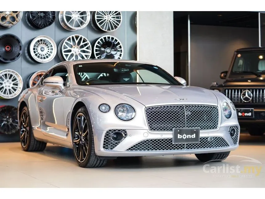 2023 Bentley Flying Spur Azure Sedan