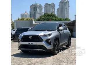 2025 Toyota Yaris Cross 1.5 S HV (2 Tone) with GR Parts Aero Pkg (Prem clr) SUV