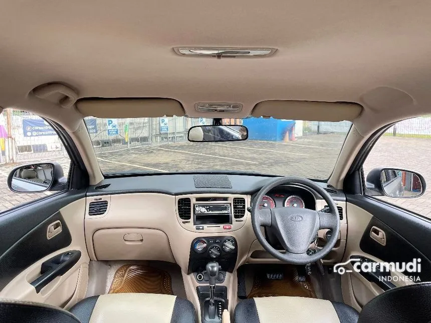 2011 KIA Pride Hatchback